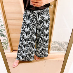 Luluoli ワイドパンツ 　シェル　ブラック×グリーン